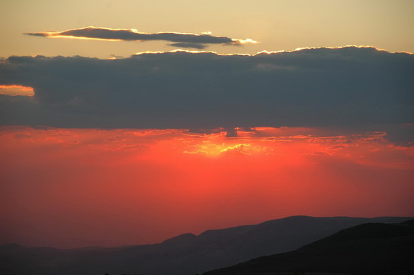 14. 9. 2010 21:08:56: Arménie 2010 - západ slunce (Králík)
