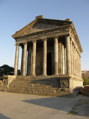 16. 9. 2010 20:19:33: Arménie 2010 - chrám Garni (Vláďa)
