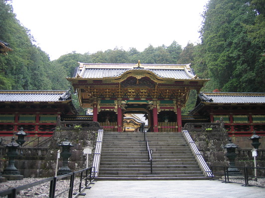 16. 5. 2006 13:23:25: Japonsko 2006 - Nikko - svatyně Taiyun-byo (Terka)