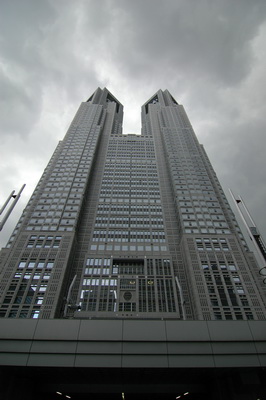 20. 5. 2006 16:06:39: Japonsko 2006 - Tokyo - Shinjuku - budova Tokyo Metropolitan Government Offices (Petr)