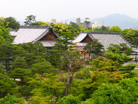 23. 5. 2006 9:44:58: Japonsko 2006 - Kyoto - hrad Nijo-jo (Terka)