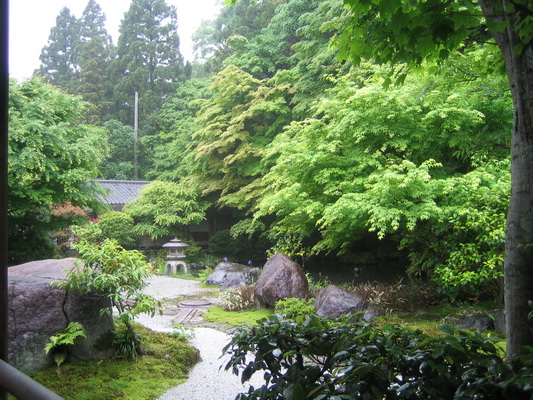 23. 5. 2006 11:50:33: Japonsko 2006 - Kyoto - chrám Nazen-ji (Jehlička)