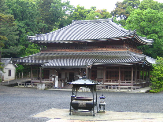23. 5. 2006 15:47:17: Japonsko 2006 - Kyoto - chrám Chion-in (Terka)