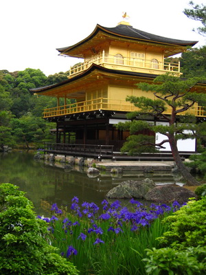 26. 5. 2006 9:14:33: Japonsko 2006 - Kyoto - chrám Kinkaku-ji (zlatý chrám) (Terka)