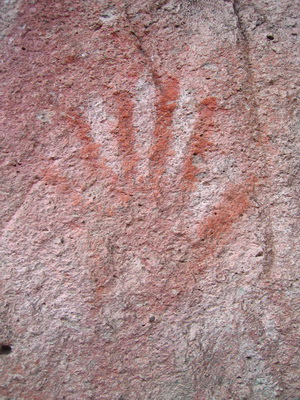 29. 11. 2005 12:31:35: Argentina 2005 - Cueva de los Manos - šestiprstá ruka (Terka)