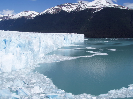 2. 12. 2005 10:34:40: Argentina 2005 - ledovec Perito Moreno (Bobek)