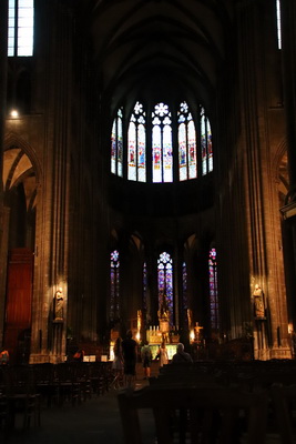 11. 8. 2020 18:24:37: Francie 2020 - Clermont-Ferrand, katedrála (Vláďa)