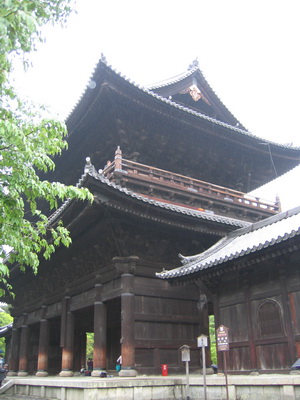 23. 5. 2006 12:03:14: Japonsko 2006 - Kyoto - chrám Nazen-ji (Terka)