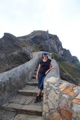 15.08.2026 17:44:52: Kantábrie 2026 - Gaztelugatxe (Dračí kámen) (Vláďa)