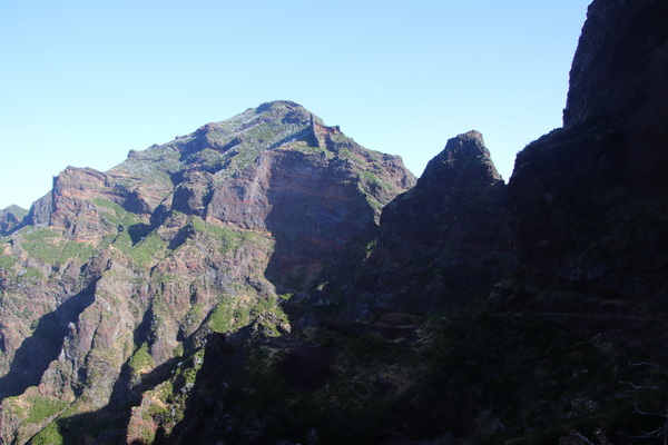 19. 8. 2021 10:21:44: Madeira 2021 - Cesta z Pico do Arieiro na Pico Ruivo (Vláďa)