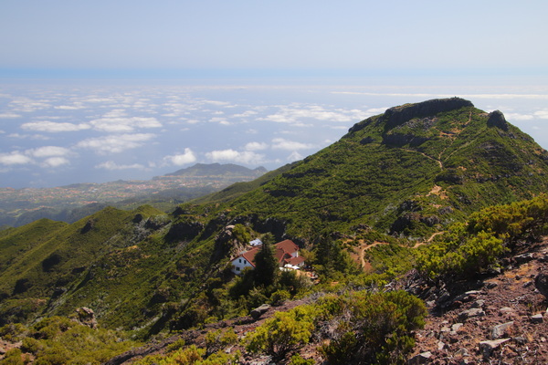 19. 8. 2021 12:04:18: Madeira 2021 - Cesta z Pico do Arieiro na Pico Ruivo (Vláďa)