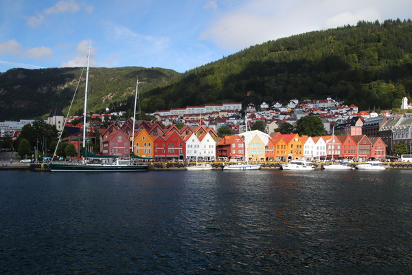10. 8. 2022 16:23:09: Norsko 2022 - Bergen (Vláďa)