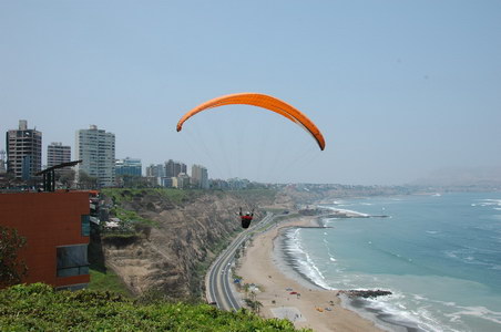 30. 9. 2007 11:43:34: Peru 2007 - Lima - pobřeží