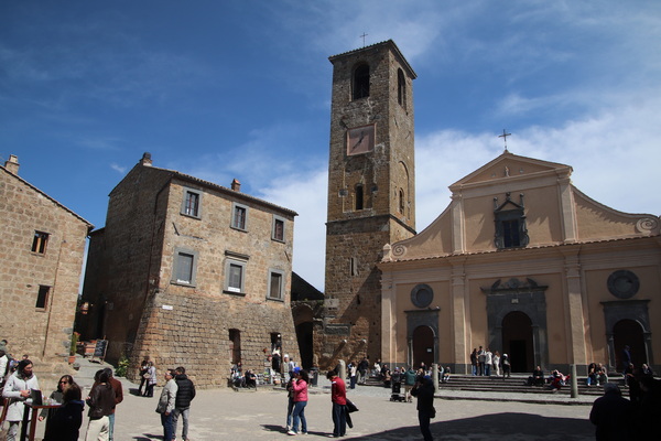 03.04.2026 12:35:51: Toskánsko 2026 - Civita di Bagnoregio (Terka)