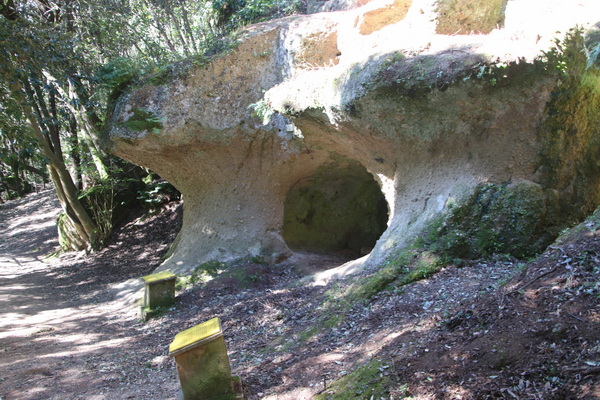 05.04.2026 10:44:33: Toskánsko 2026 - Etruská nekropole (Vláďa)