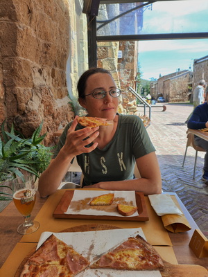 05.04.2026 13:13:29: Toskánsko 2026 - Sovana (Vláďa)