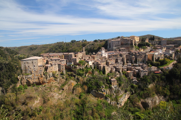 05.04.2026 14:22:36: Toskánsko 2026 - Vyhlídka na Sorano (Terka)