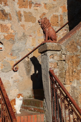 05.04.2026 17:59:56: Toskánsko 2026 - Sovana (Terka)