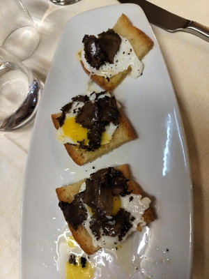 05.04.2026 20:12:53: Toskánsko 2026 - Sovana (Terka)